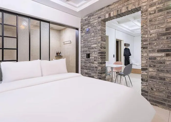 Yeongdeungpo Ciel Hotel